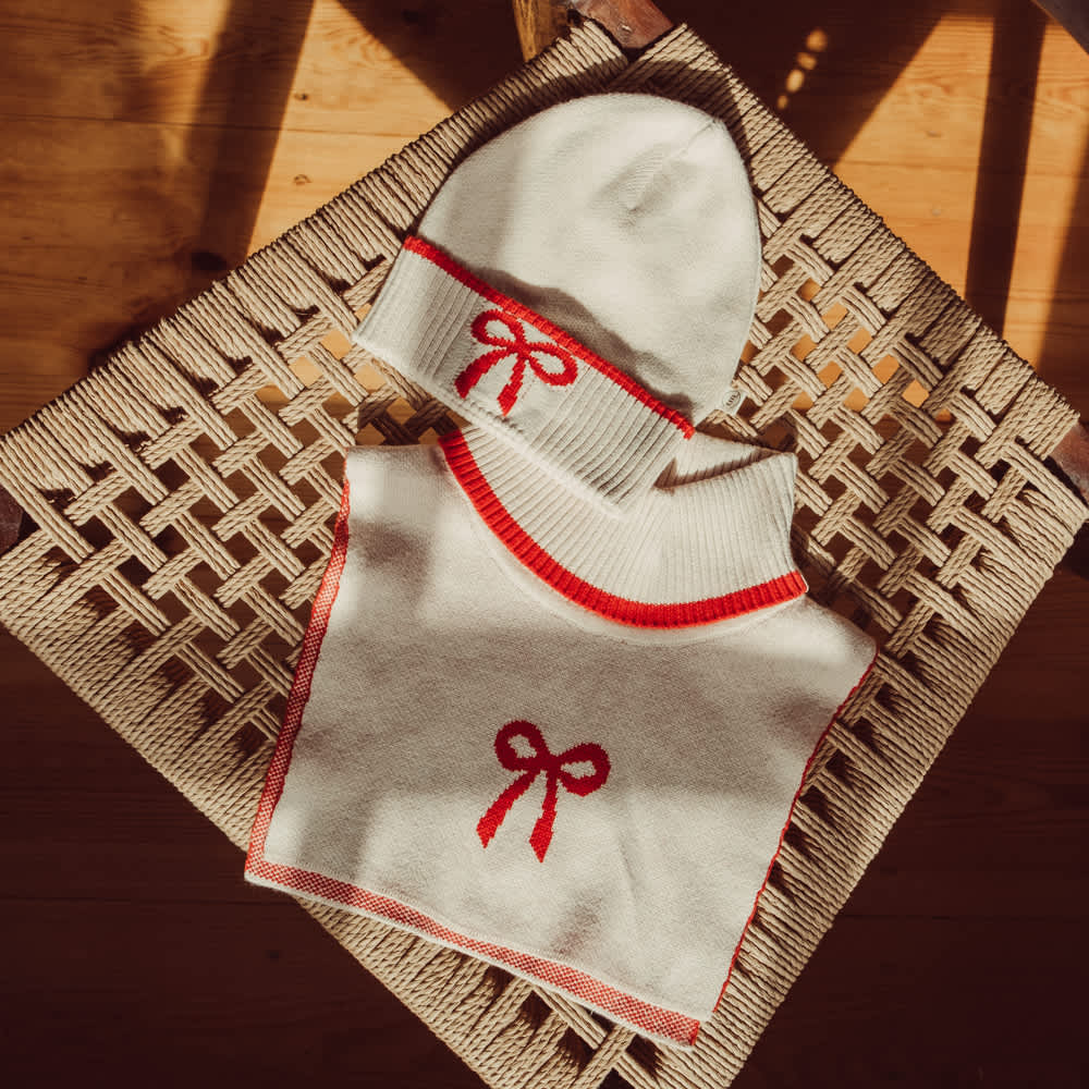 That's Mine Louise neckwarmer - Almond peach - 100% Organic cotton Buy Accessories||Nyheder||personale||Efterår & vinter 2025||drop 1 aw25 here.