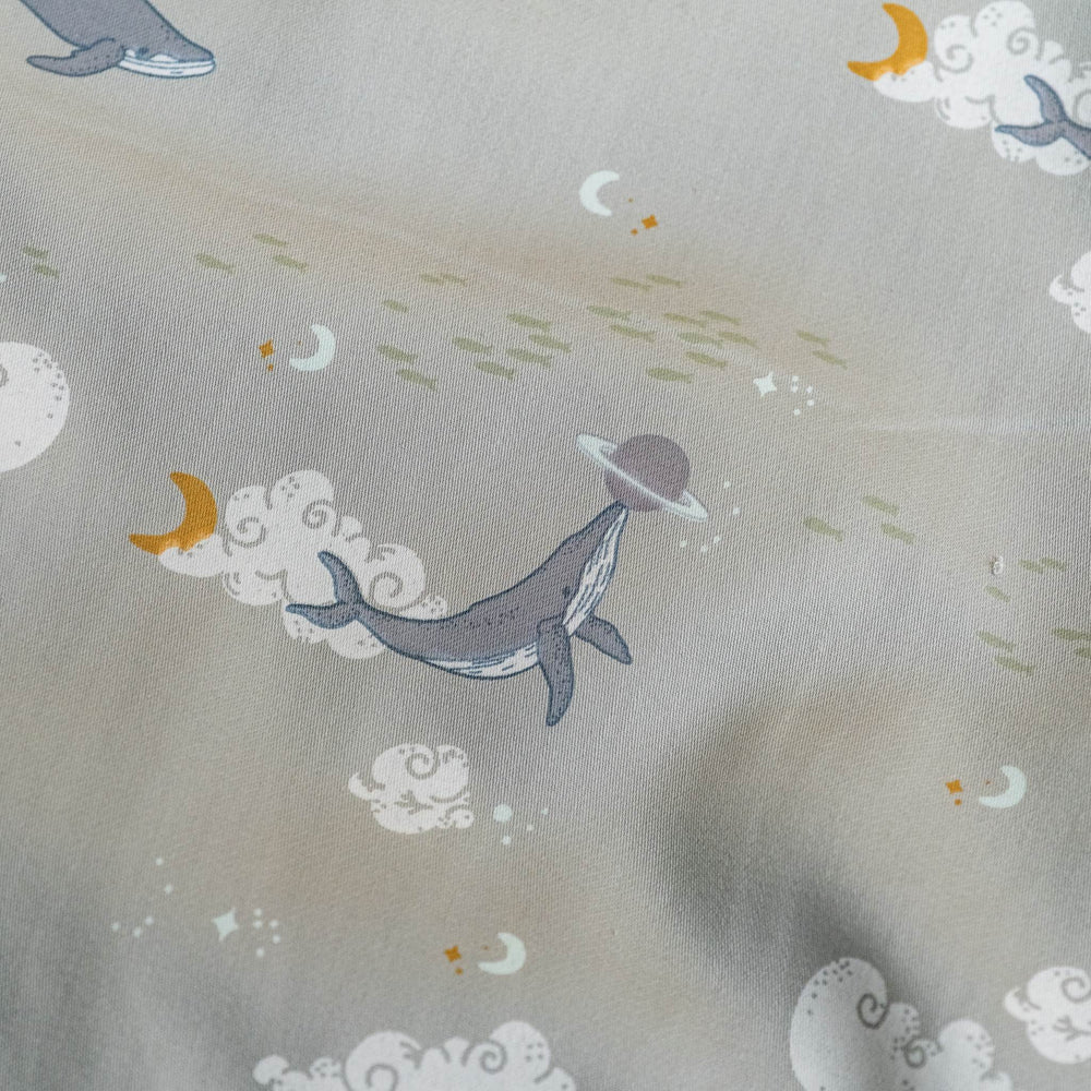 That's Mine Levi sengetøj - Cete sky - 100% Organic cotton Buy Sovetid||Sengetøj||Udsalg||Alle||personale||Udsalg - Sovetid||alt minus sløjfe||Online exclusive||Summer Bundle here.