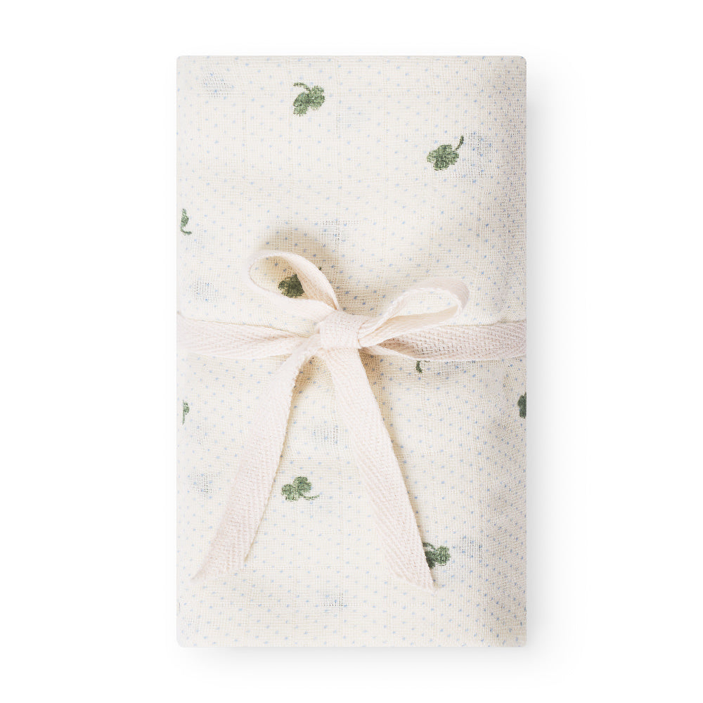 That's Mine Jana svøb - Specks of luck - 100% Organic cotton Buy Amning & pusletid||Pusle||Babysvøb||personale here.