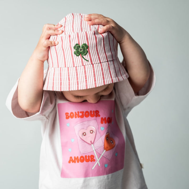 That's Mine Cian hat - Classic red - 100% Organic cotton Buy Hatte||Accessories||personale here.