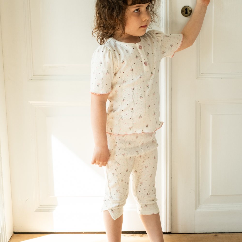 That's Mine Gamma leggings - Blooming love - 100% Organic cotton Buy Leggings||Bukser & shorts||personale||Newborn essentials||Jersey here.