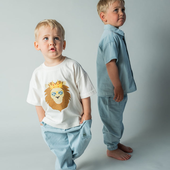 That's Mine Vilde oversized t-shirt - Lion head - 100% organic cotton Buy T-shirts||Overdele||personale||Jersey here.